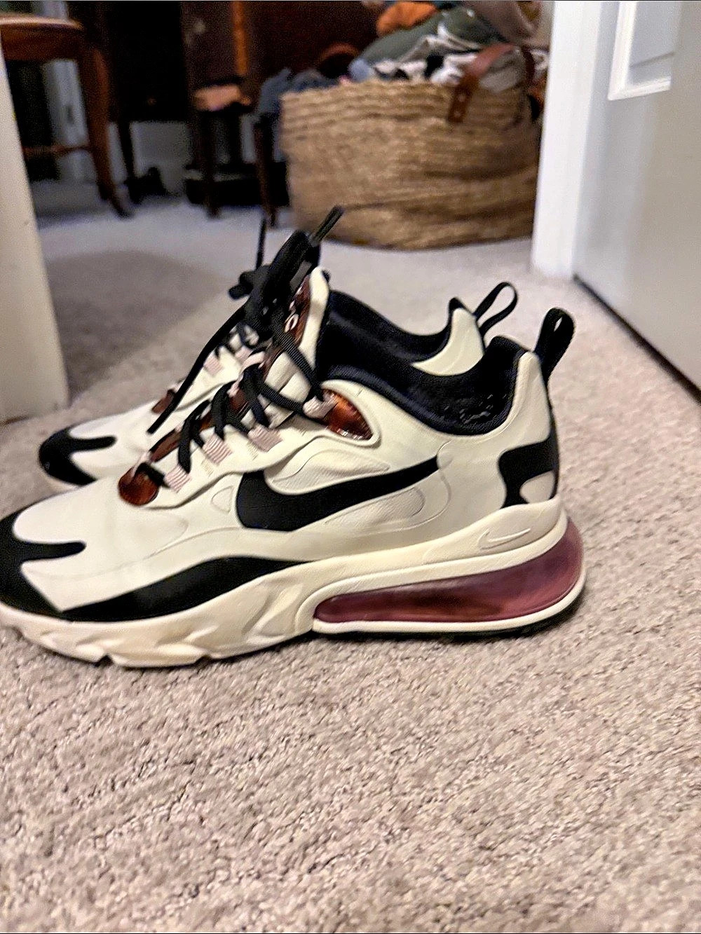 Nike Air Max 95 Sneakers in White & Black